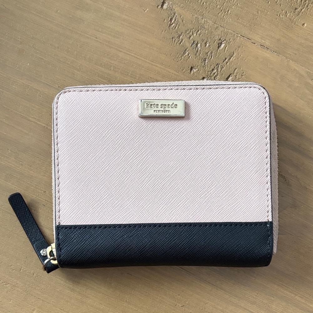 Kate Spade laurel way Darcy Pink and Black Women's Wallet